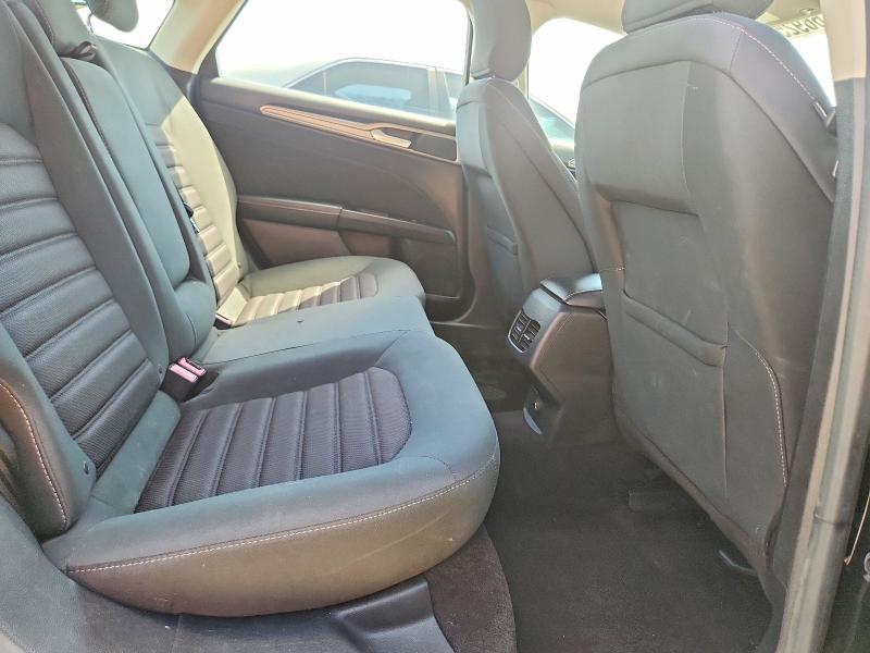 FORD FUSION SE HYBRID 2016