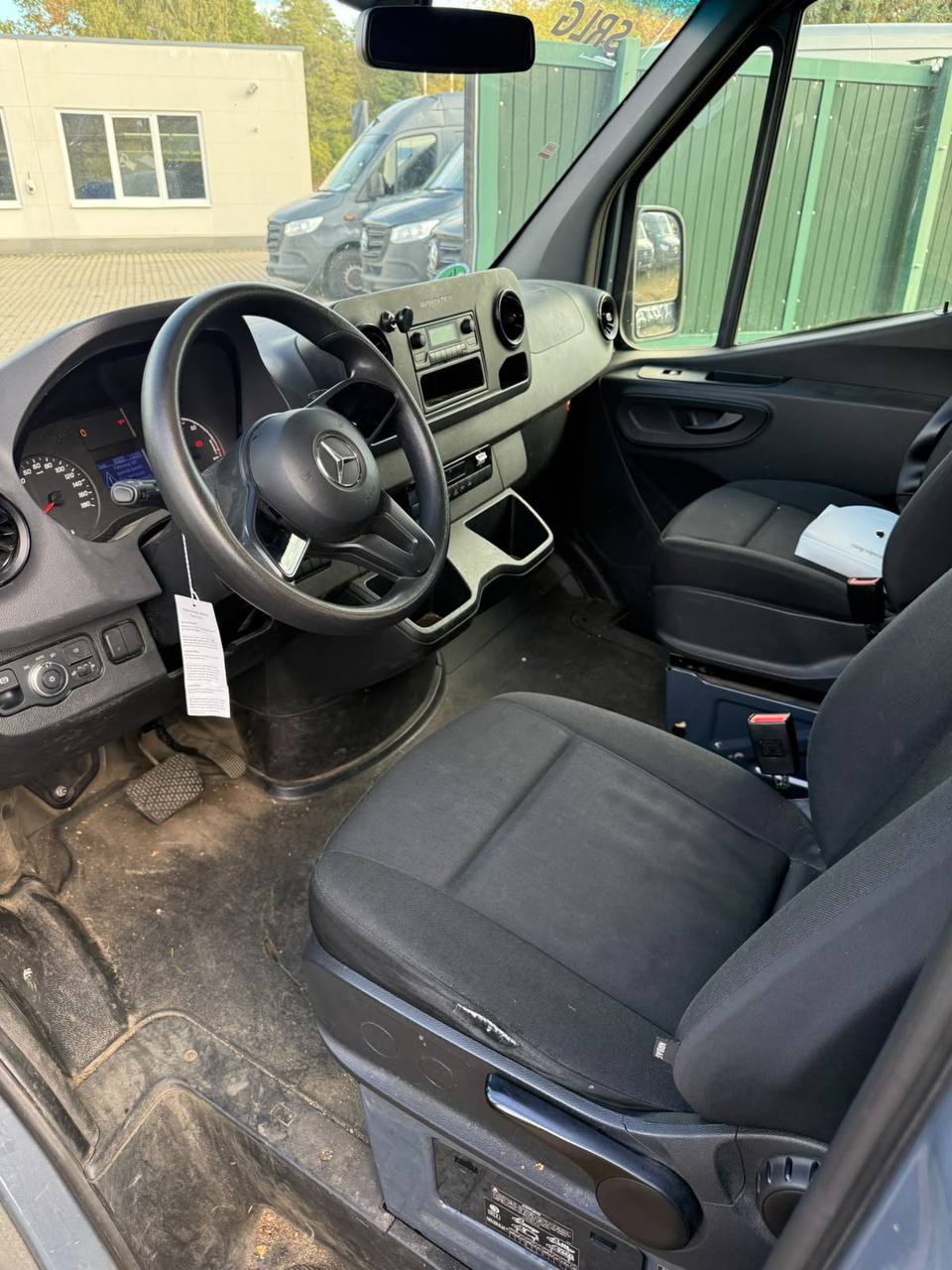 Mercedes-Benz eSprinter 2021