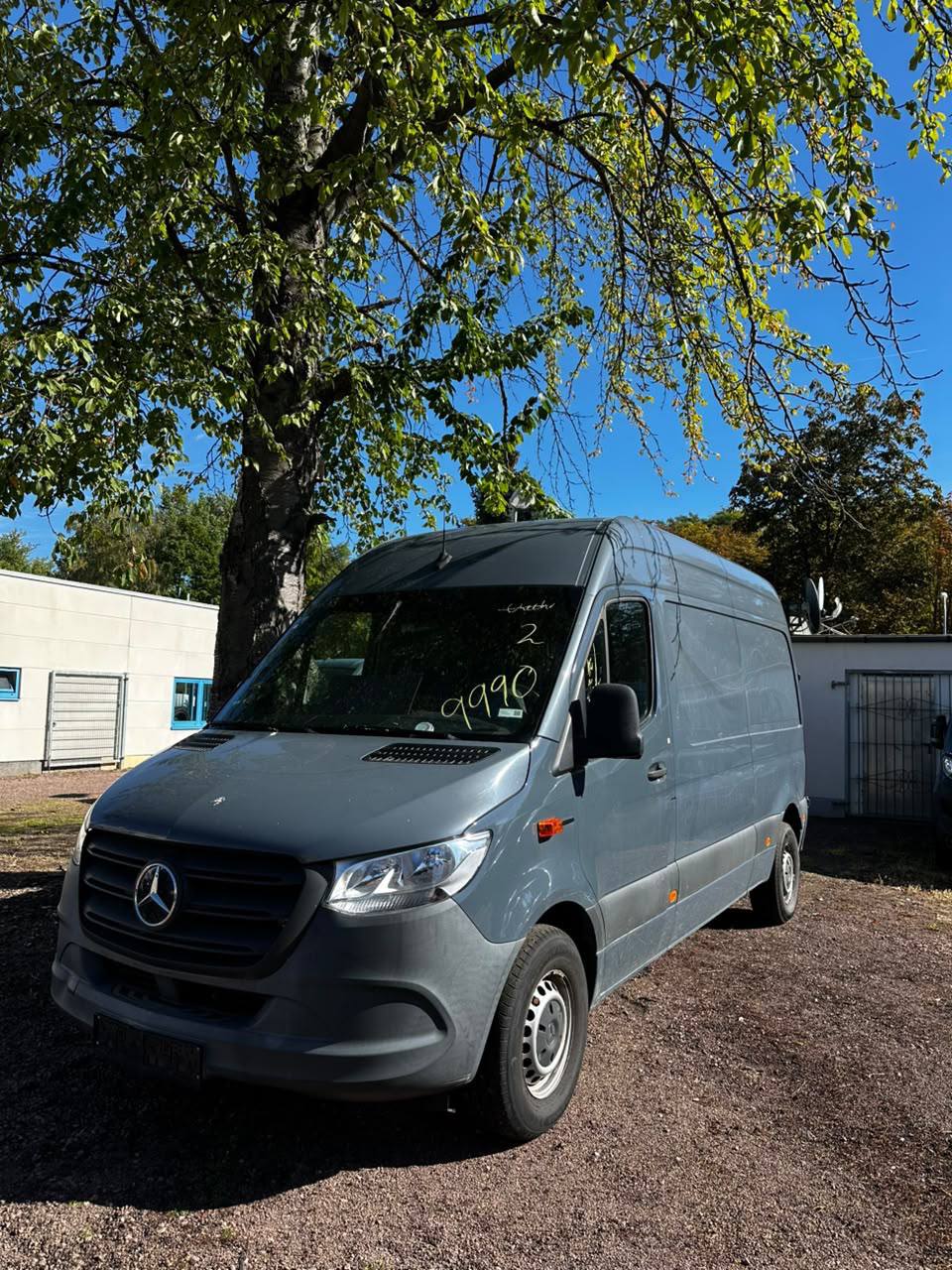 Mercedes-Benz eSprinter 2021