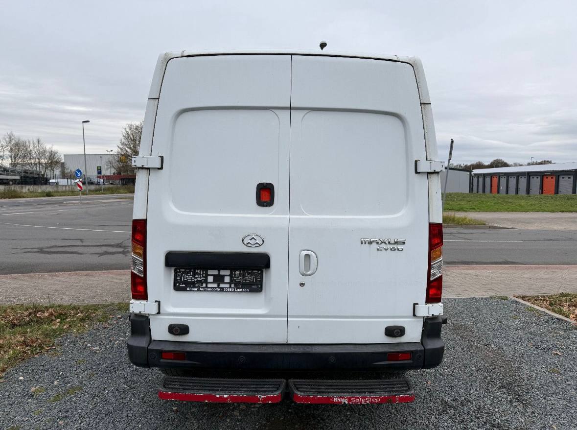 MAXUS EV80 2017