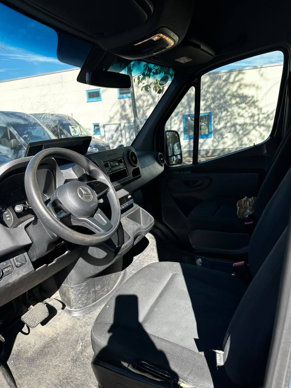 Mercedes-Benz eSprinter 2021